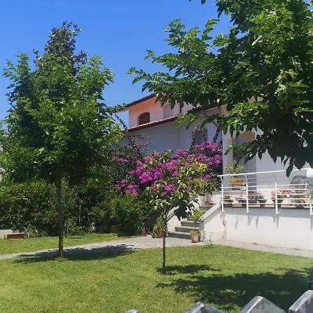 La Bouganville 3*