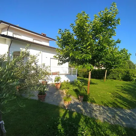 Frühstückspension La Bouganville Camaiore