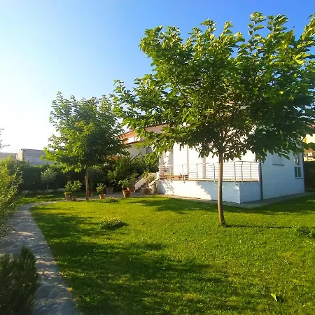 Bed & Breakfast La Bouganville 3*